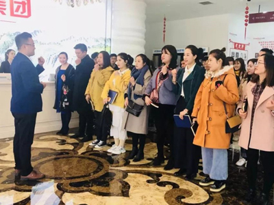 熱烈歡迎丨昌禾商學(xué)院，柔然彩虹隊(duì)光臨寧夏昌禾裝飾參觀學(xué)習(xí)！